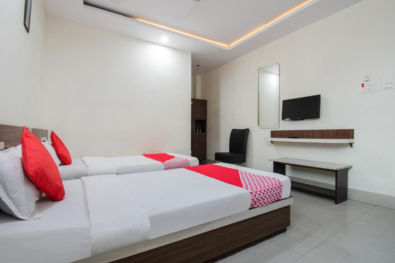 Oyo 44287 Hotel Aarav Plaza Muzaffarpur Eksteriør bilde